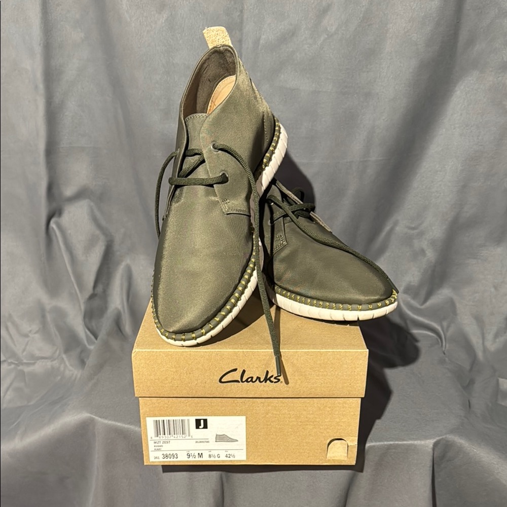 Clarks Men's Olive Green Shoes